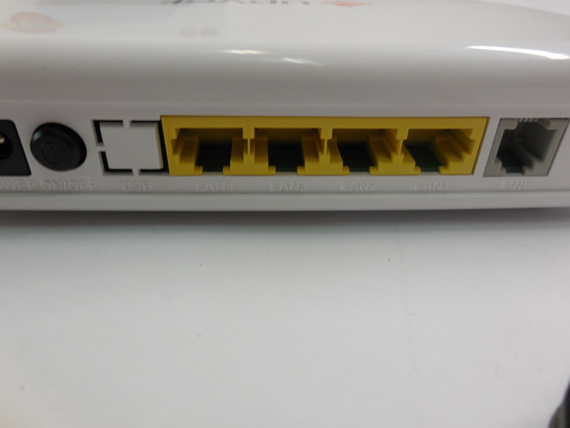 ADSL-роутер Upvel UR-104AN - Pic n 242596