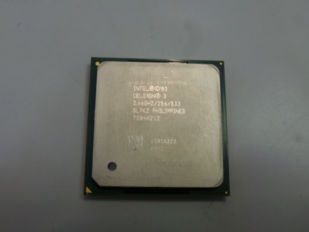 Intel pentium 4 3.00 ghz. Intel 04 Celeron d 2.66GHZ/256/533. Процессор селерон сокет 478. Интел пентиум 4 2.4 ГГЦ 1м/533. Процессор Intel Pentium 4 2a GHZ.