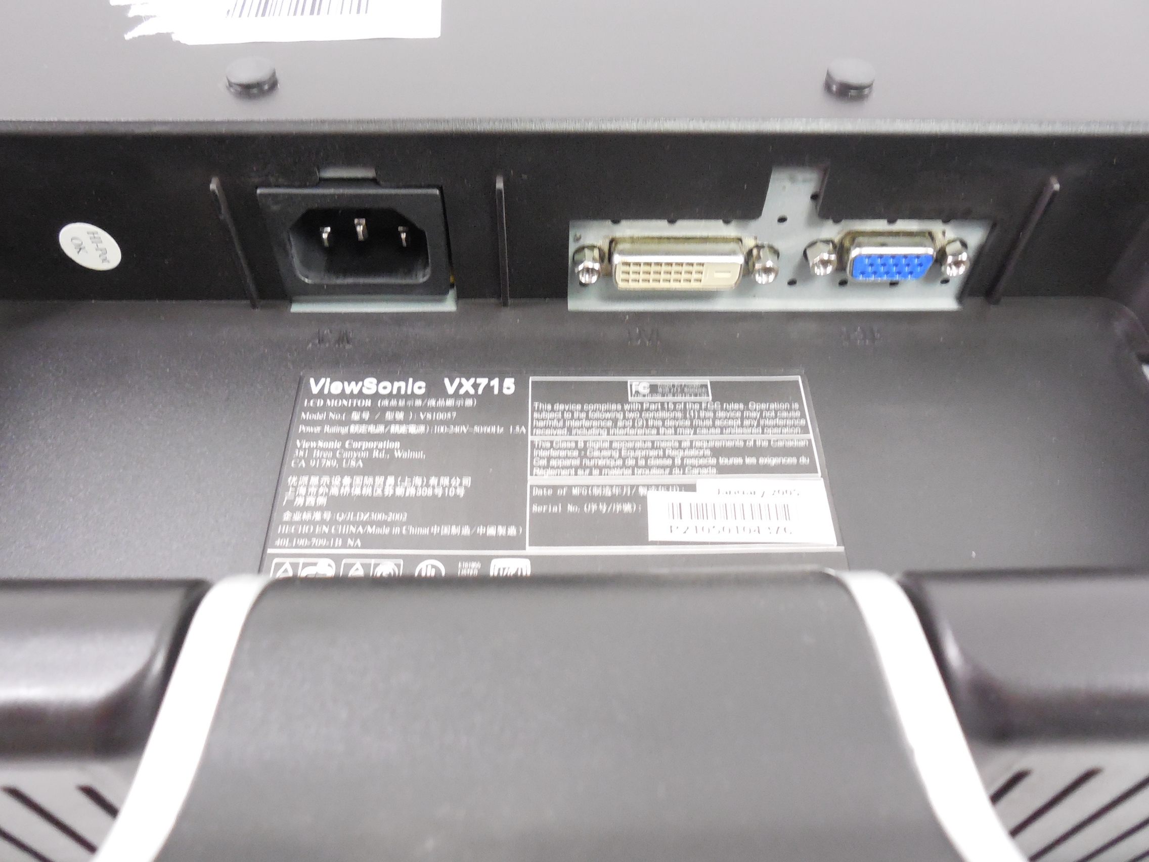 ЖК-монитор 17" Viewsonic VX715 царапина на - Pic n 253590