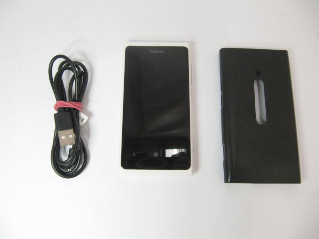 Смартфон Nokia Lumia 800 - Pic n 255038