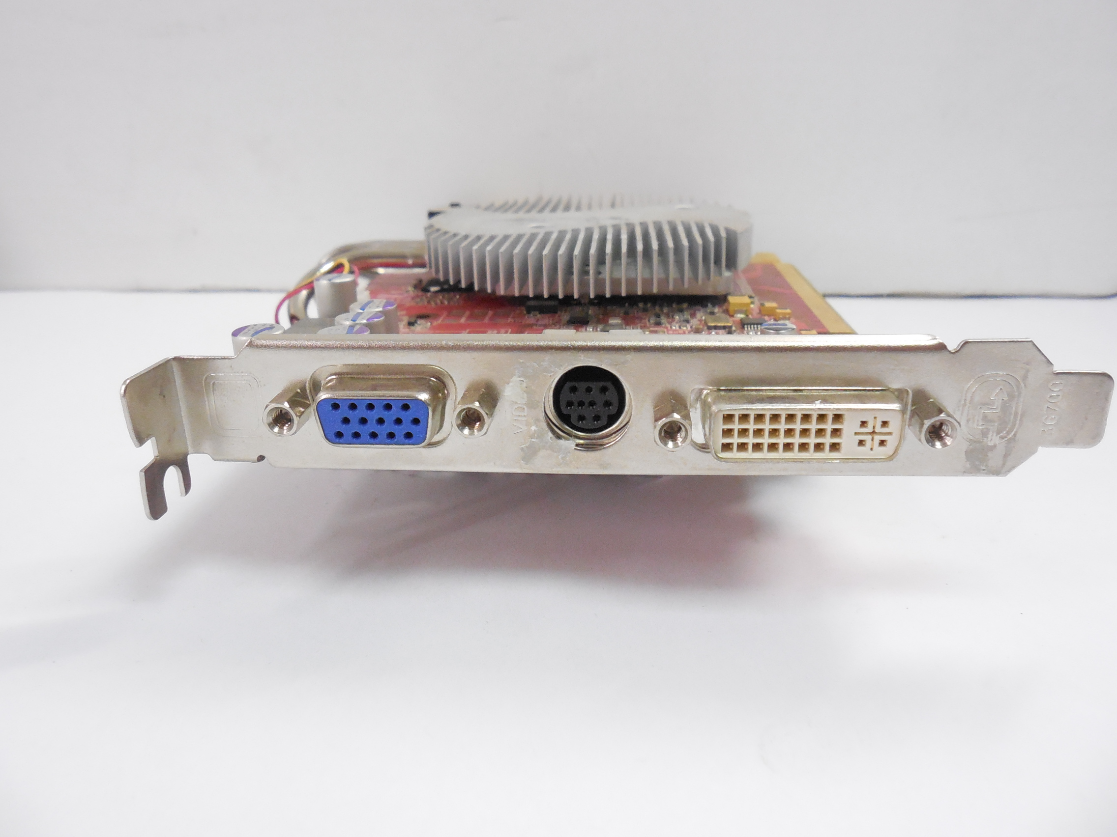 Видеокарта Ultimate Radeon X800 GTO 256Mb - Pic n 255201