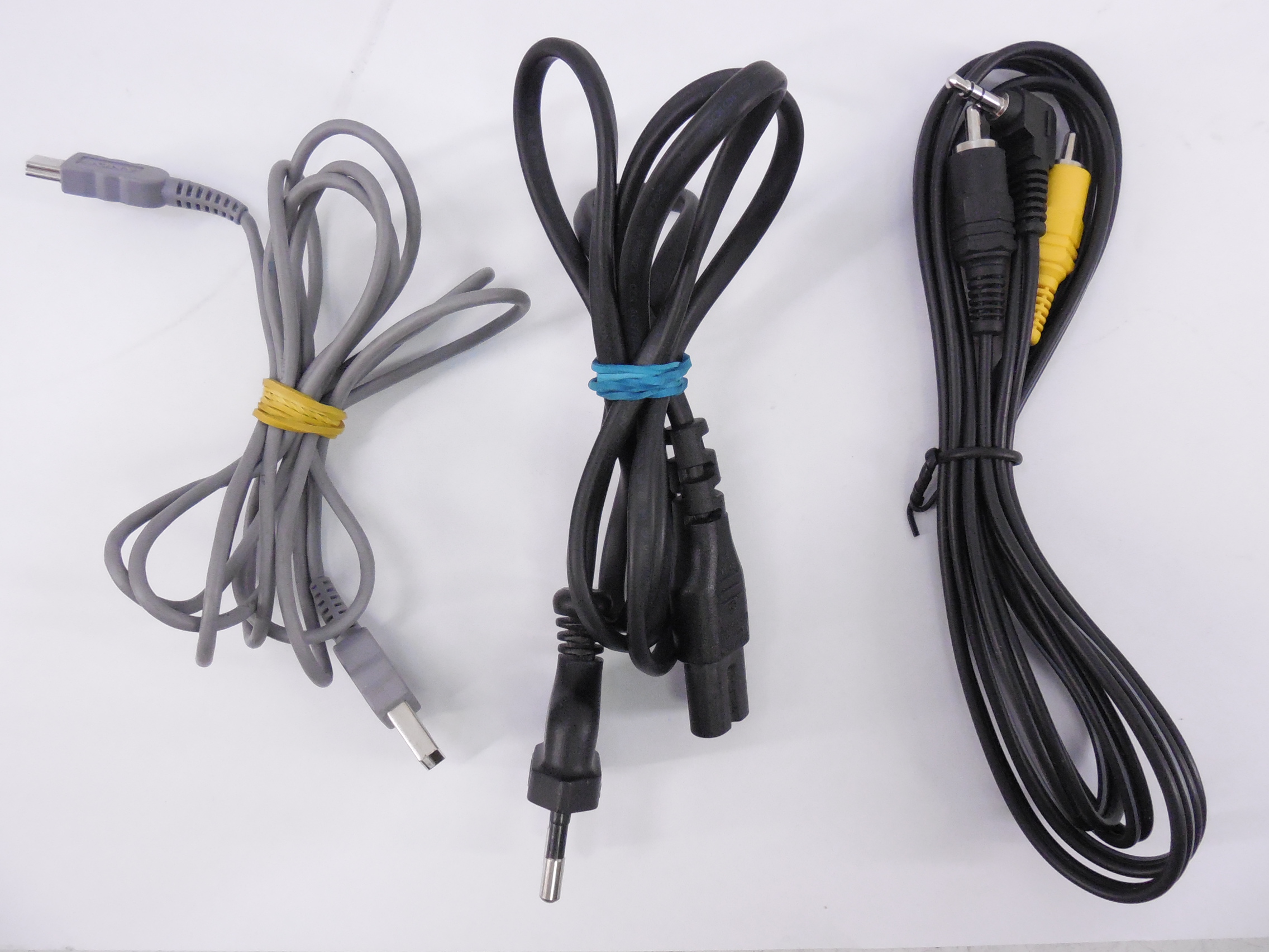 Сверхтонкая фотокамера Sony Cyber-shot DSC-T7 - Pic n 256075