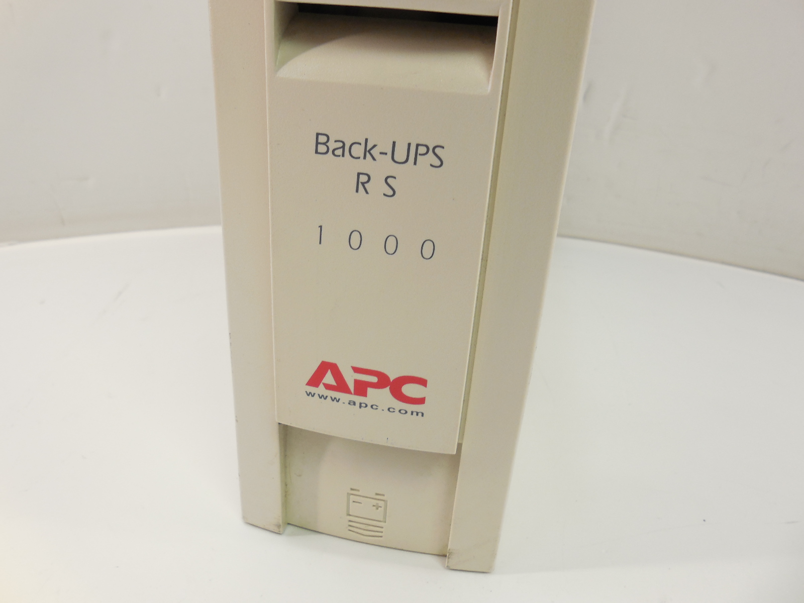 ИБП APC Back-UPS RS 1000 /Интерактивный - Pic n 245035