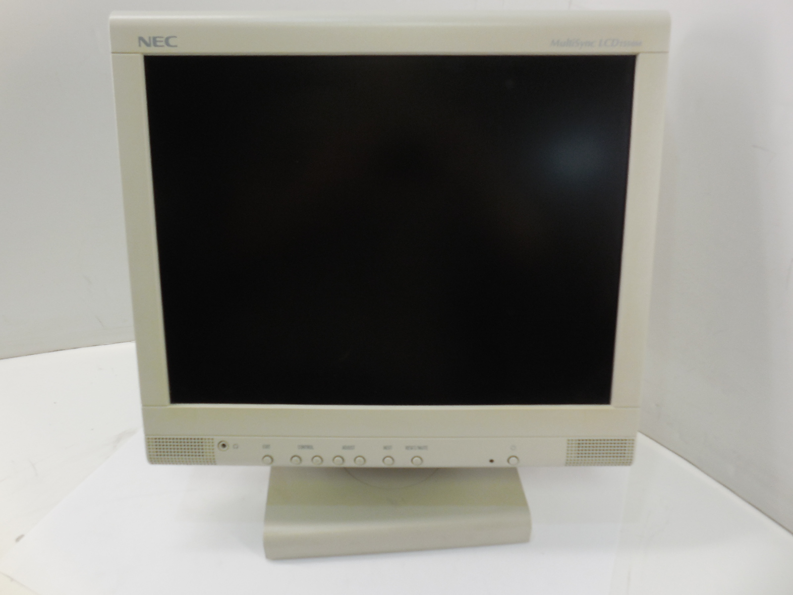 nec lcd1550m