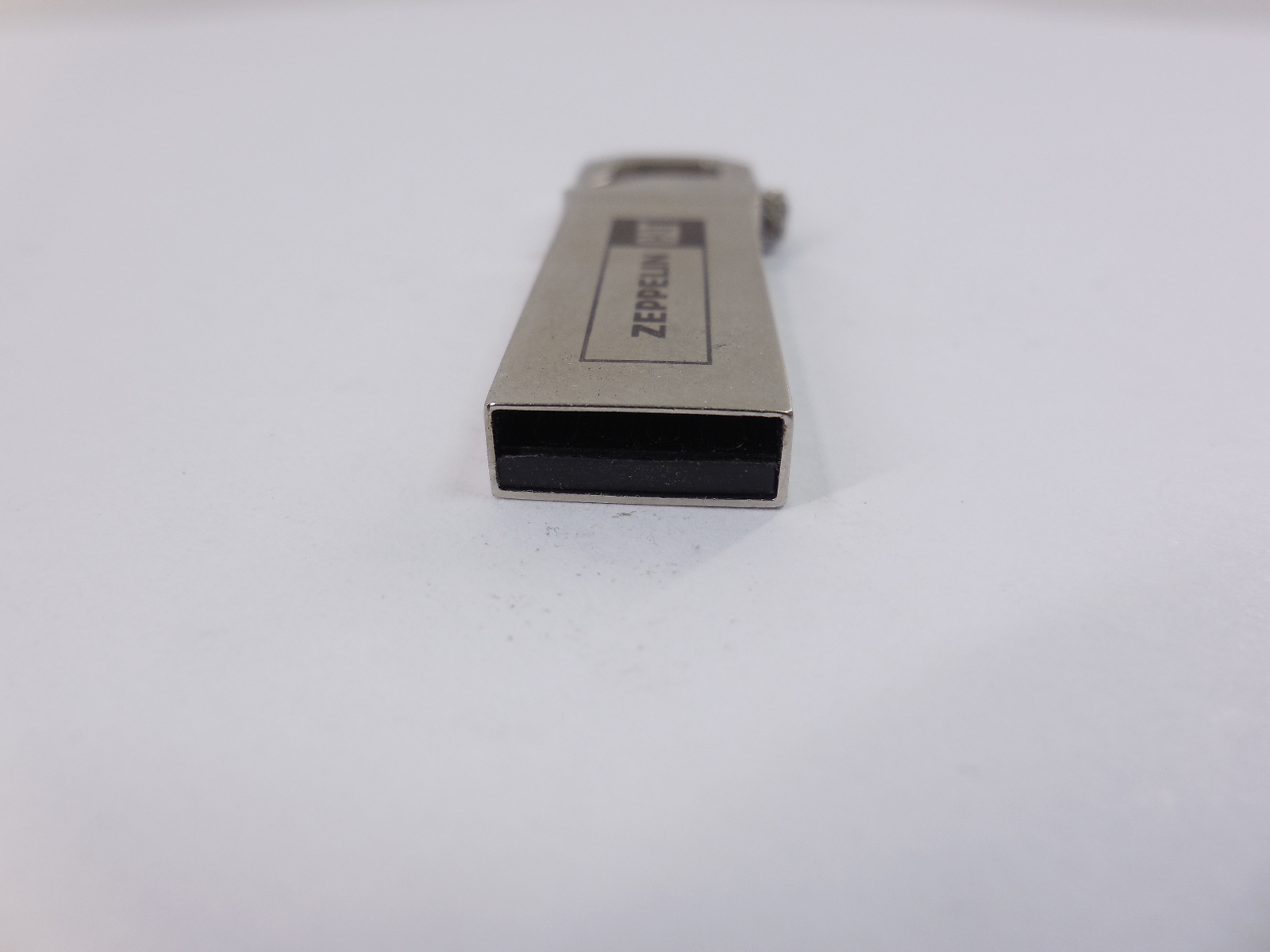 Флэш накопитель Карабин LG 8Gb - Pic n 261743