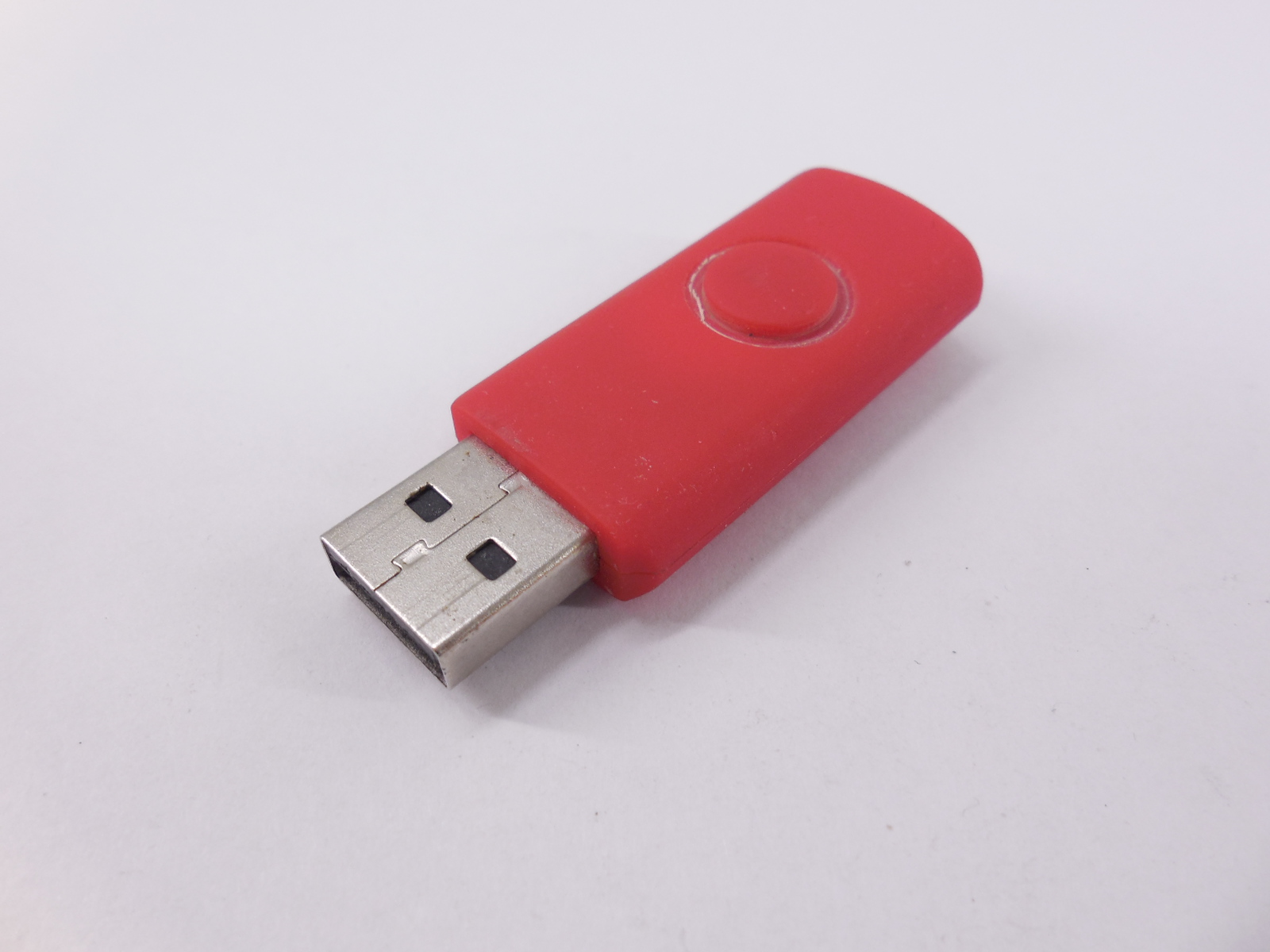 Флэш накопитель Цвет в ассортименте 4Gb - Pic n 261758