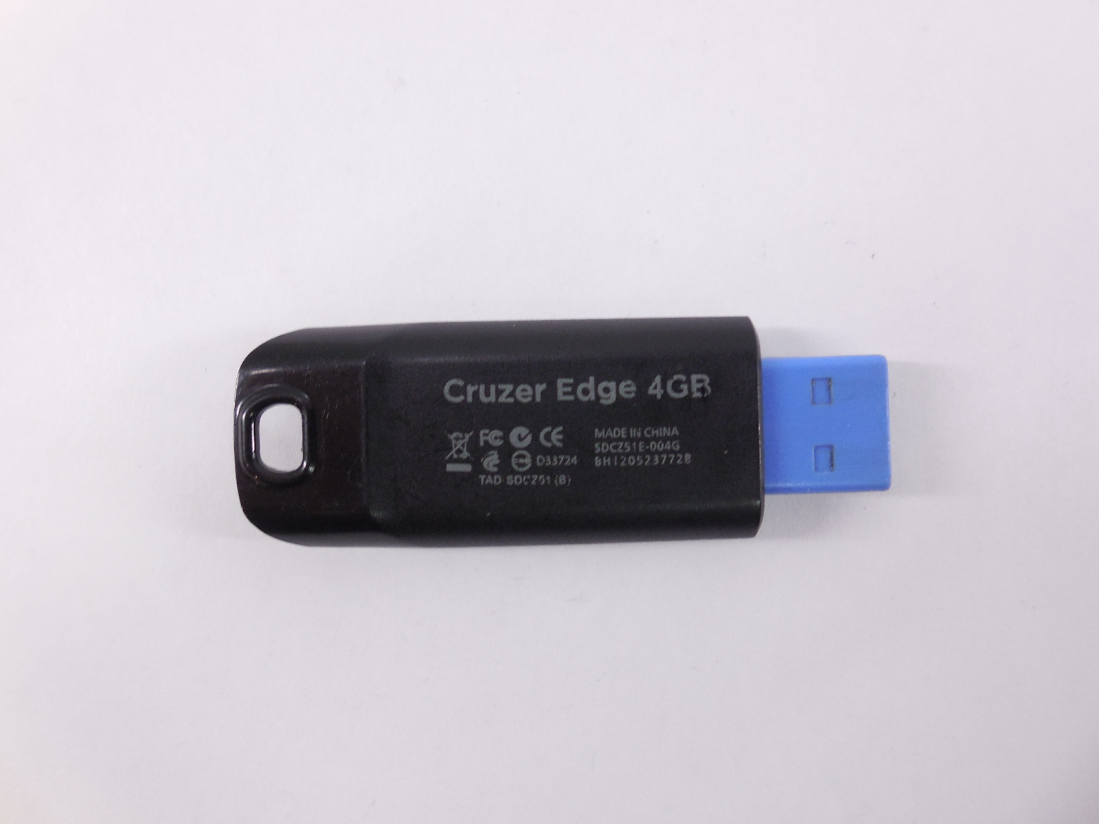 Флэш накопитель SANDISK Cruzer Edge 4Gb - Pic n 261761