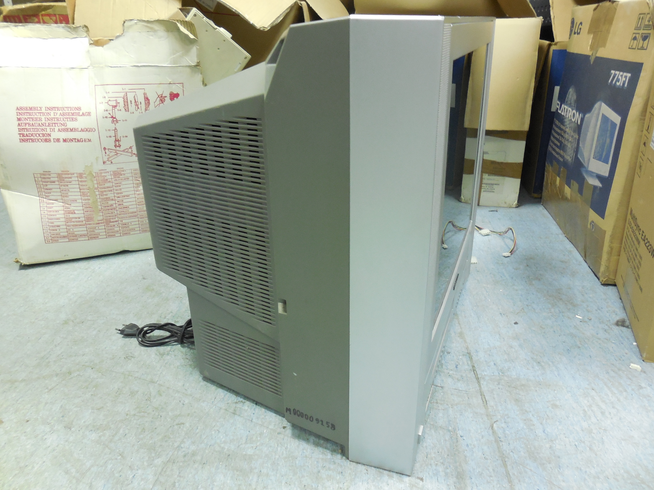 Телевизор ЭЛТ 21" Toshiba VTW-21FPR Flatron - Pic n 263358