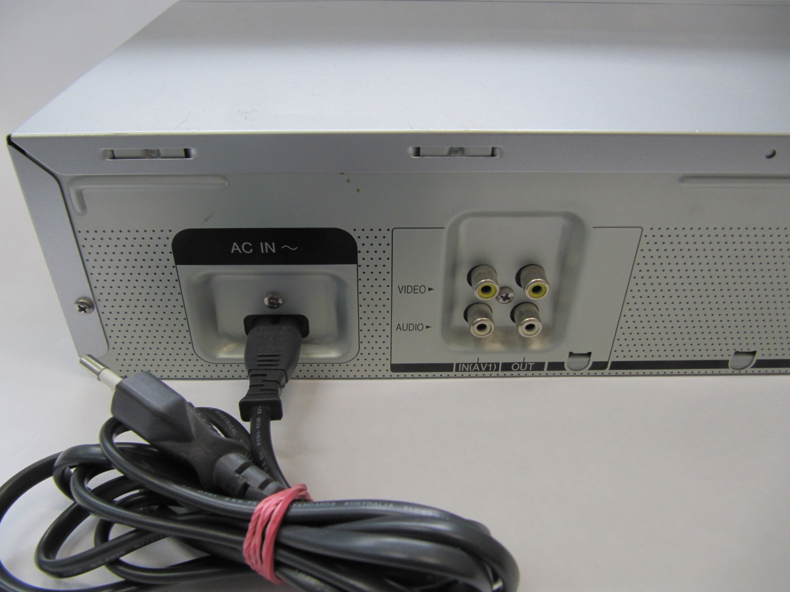 Видеомагнитофон Panasonic nv-mv20 - Pic n 264917