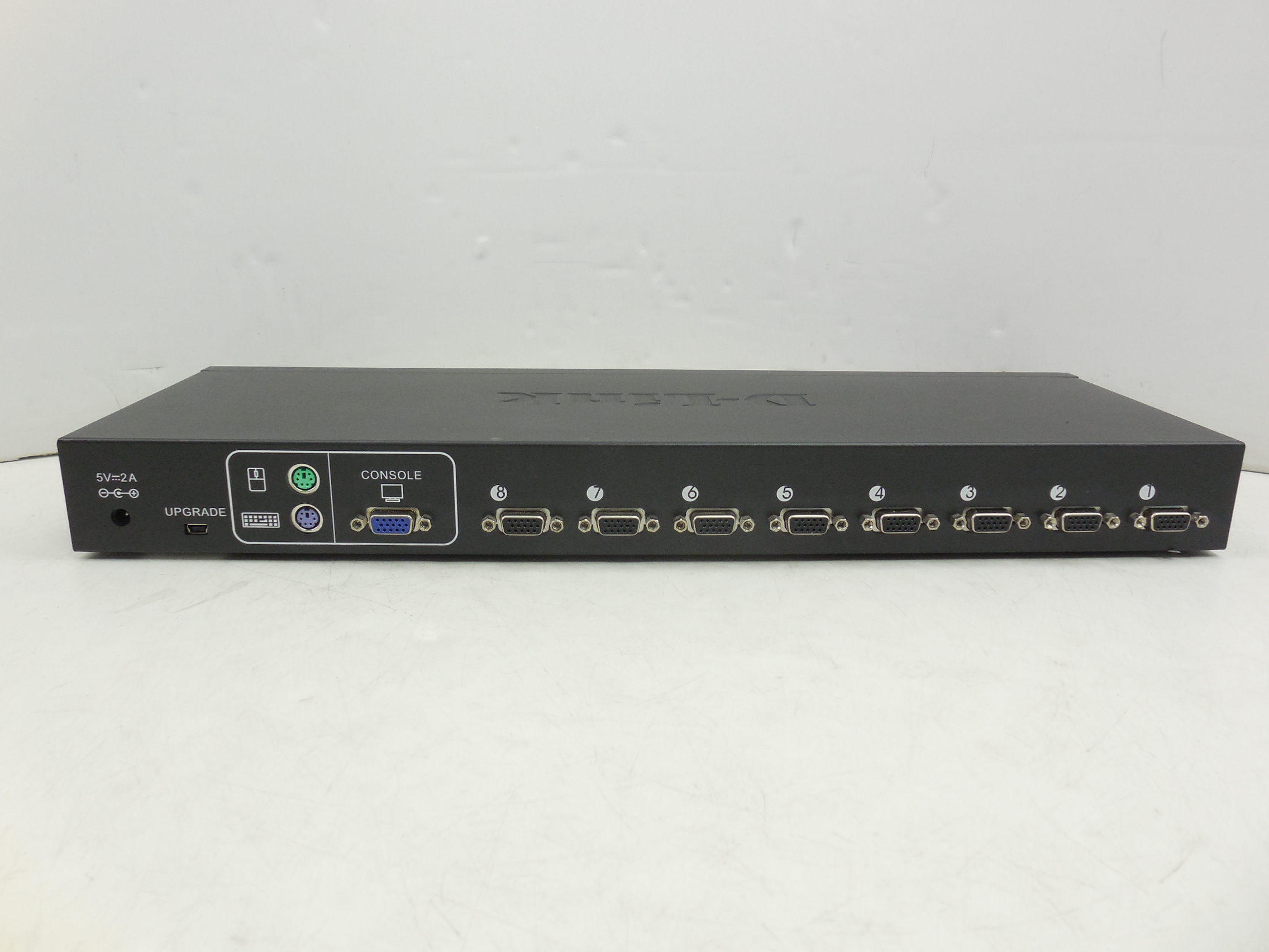 KVMсвитч DLink KVM440