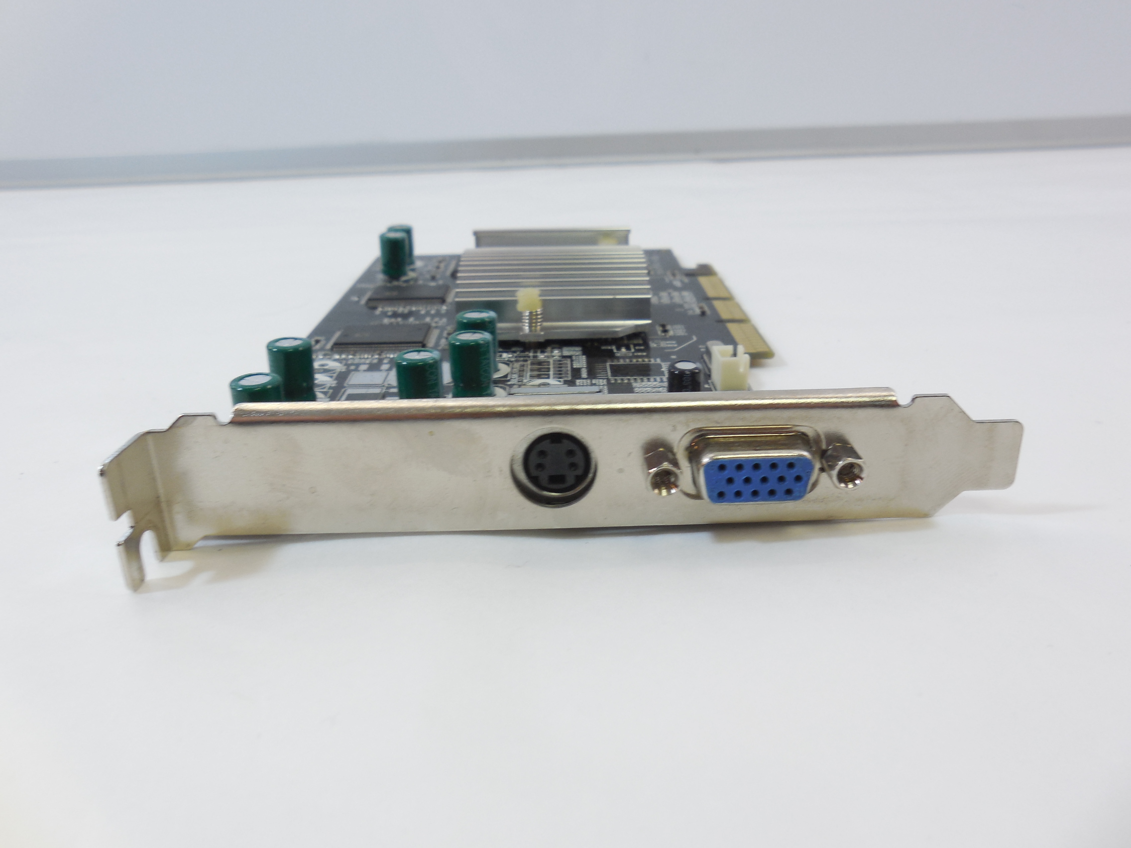 Видеокарта AGP GeForce 4 MX-440 64Mb - Pic n 269410