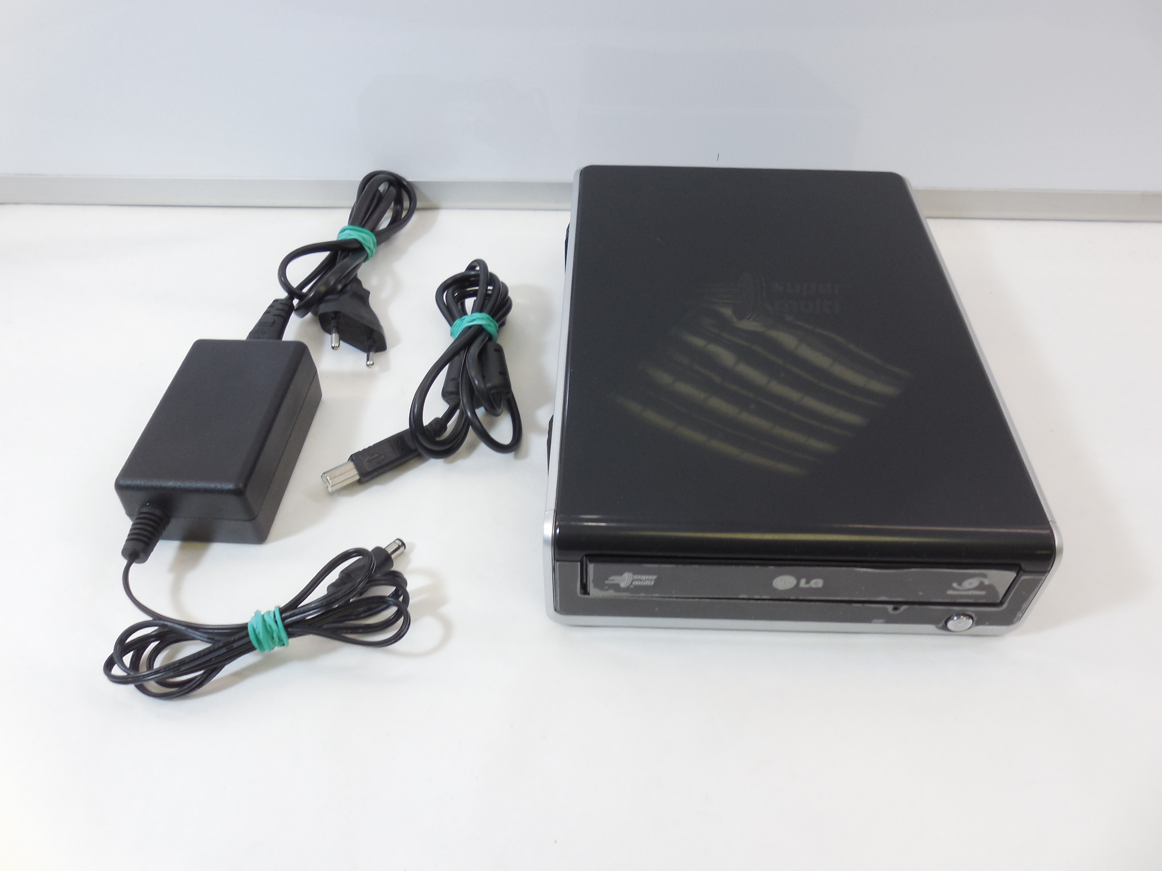 Внешний оптический привод DVD-RW LG GE20NU10 - Pic n 273294