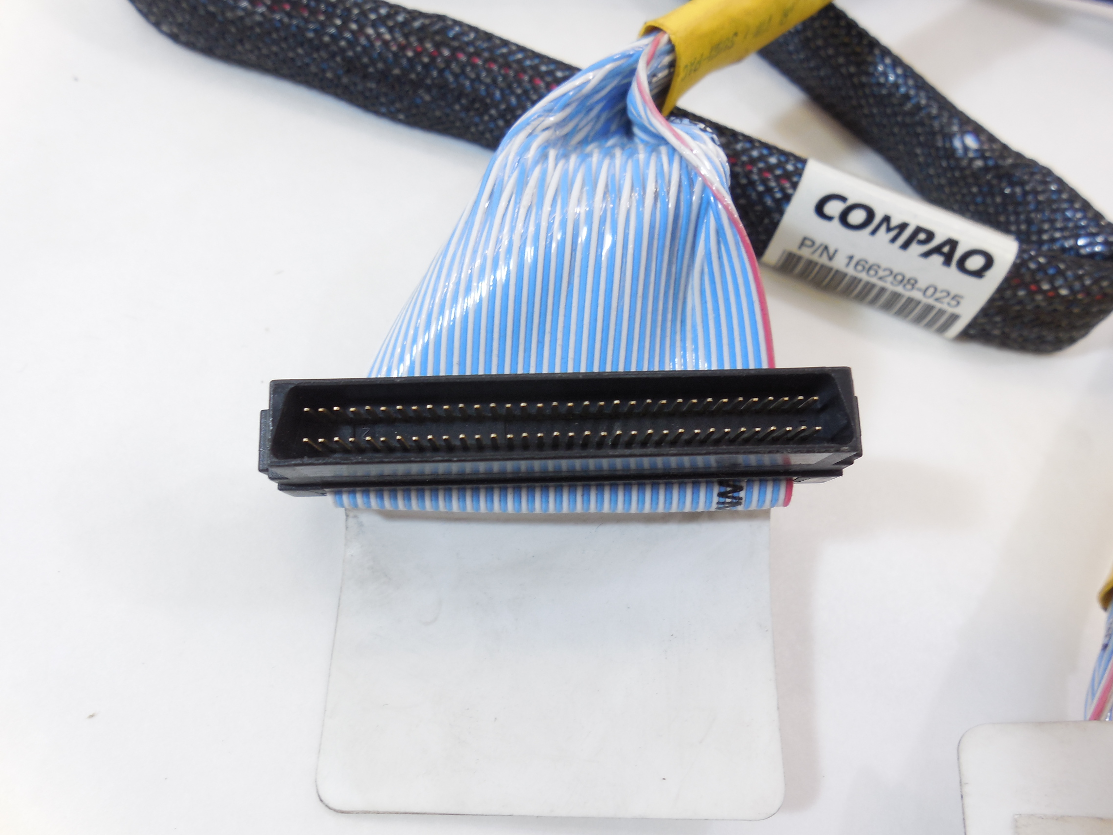 Кабель Compaq SCSI Ultra320 68pin 90 cм - Pic n 273518