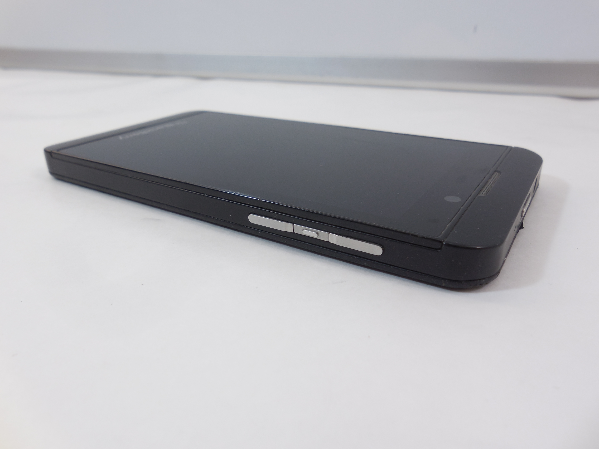 Смартфон BlackBerry Z10 STL100-2 - Pic n 274348