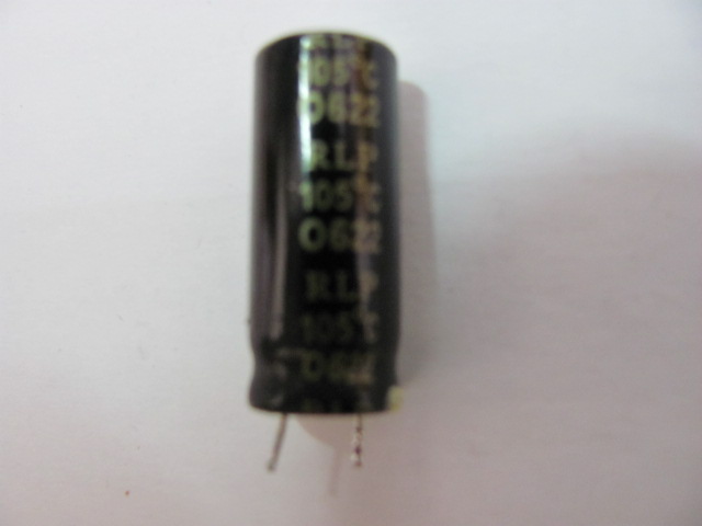 Конденсатор 3300 мкФ, 10 В, 105°C