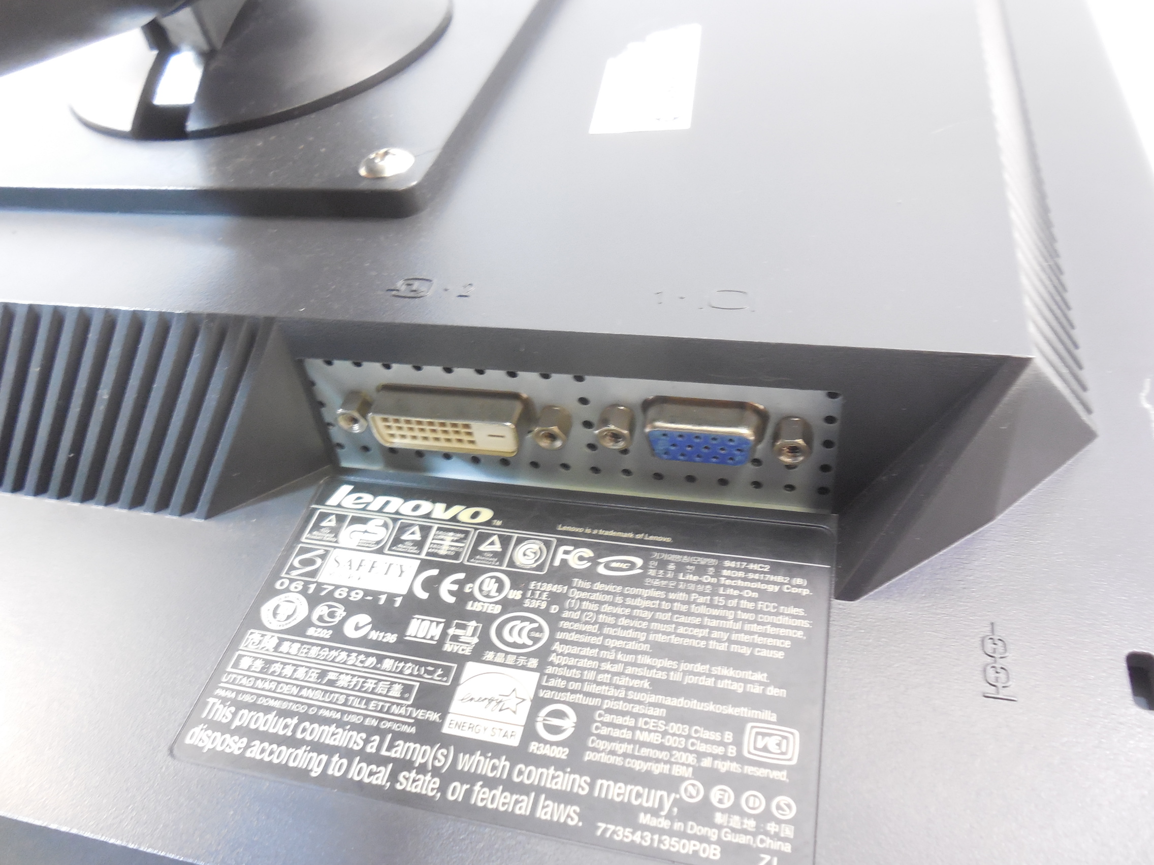 Монитор TFT 17" IBM ThinkVision L171p /1280x1024 - Pic n 275558