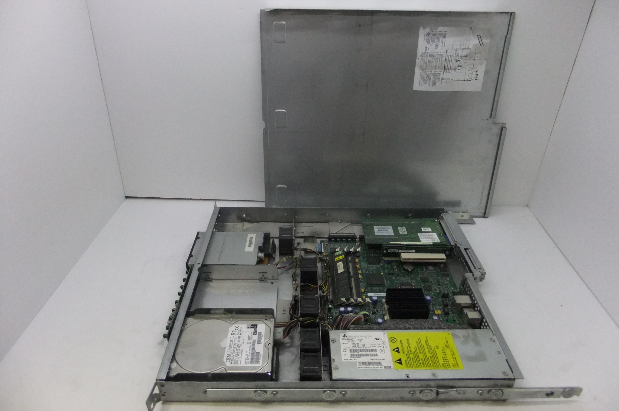 Сервер 1U Intel Server Platform ISP1100 - Pic n 115117