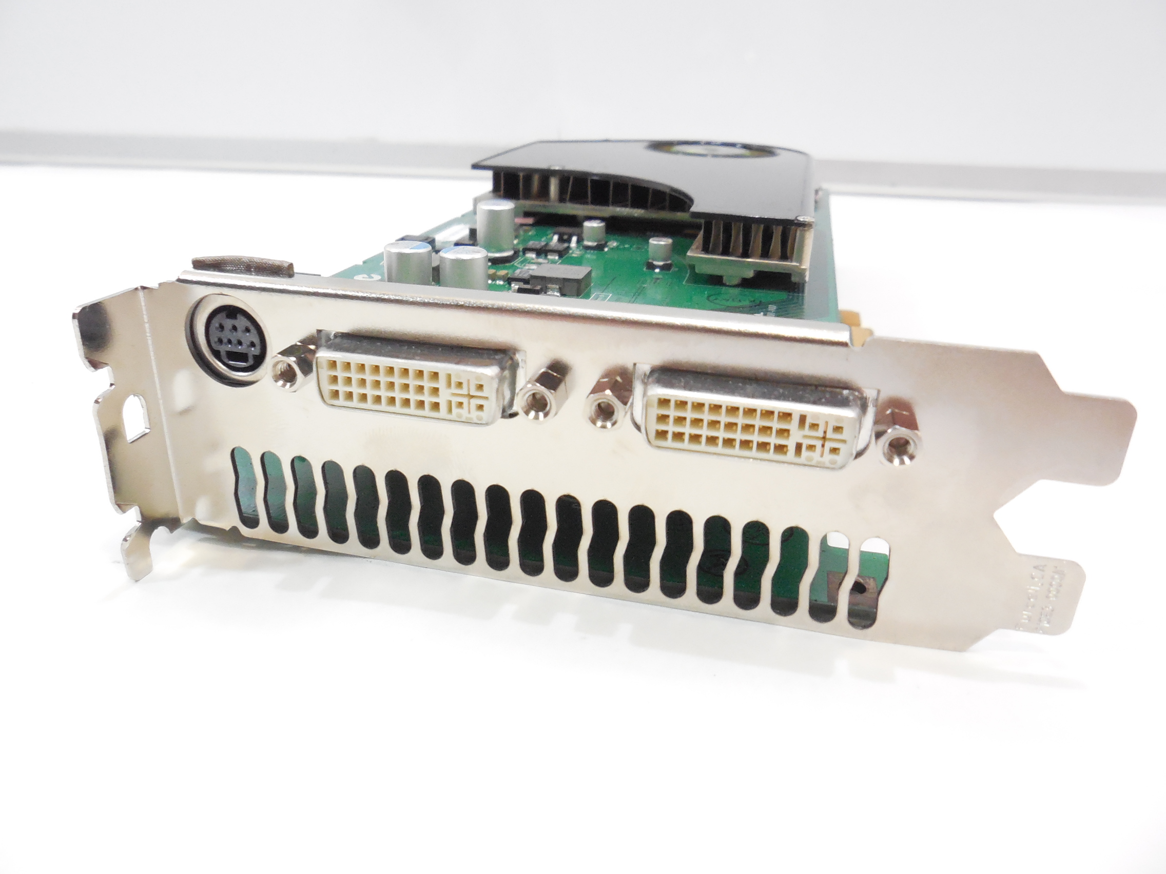 Видеокарта PCI-E nVIDIA GeForce 7950 GX2, 2x 512Mb - Pic n 279603