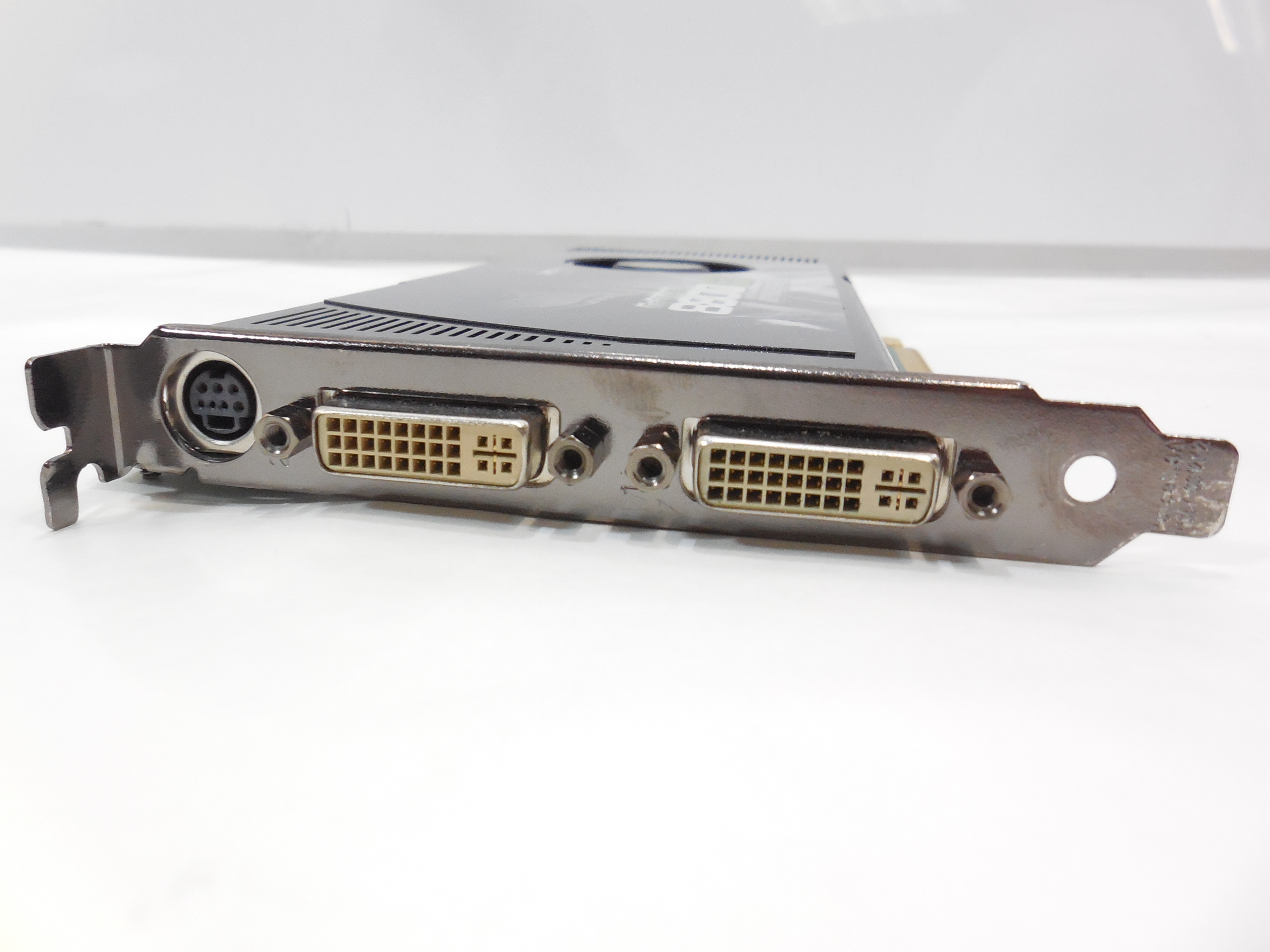 Видеокарта PCI-E XFX GeForce 8800 GT /512Mb - Pic n 279766