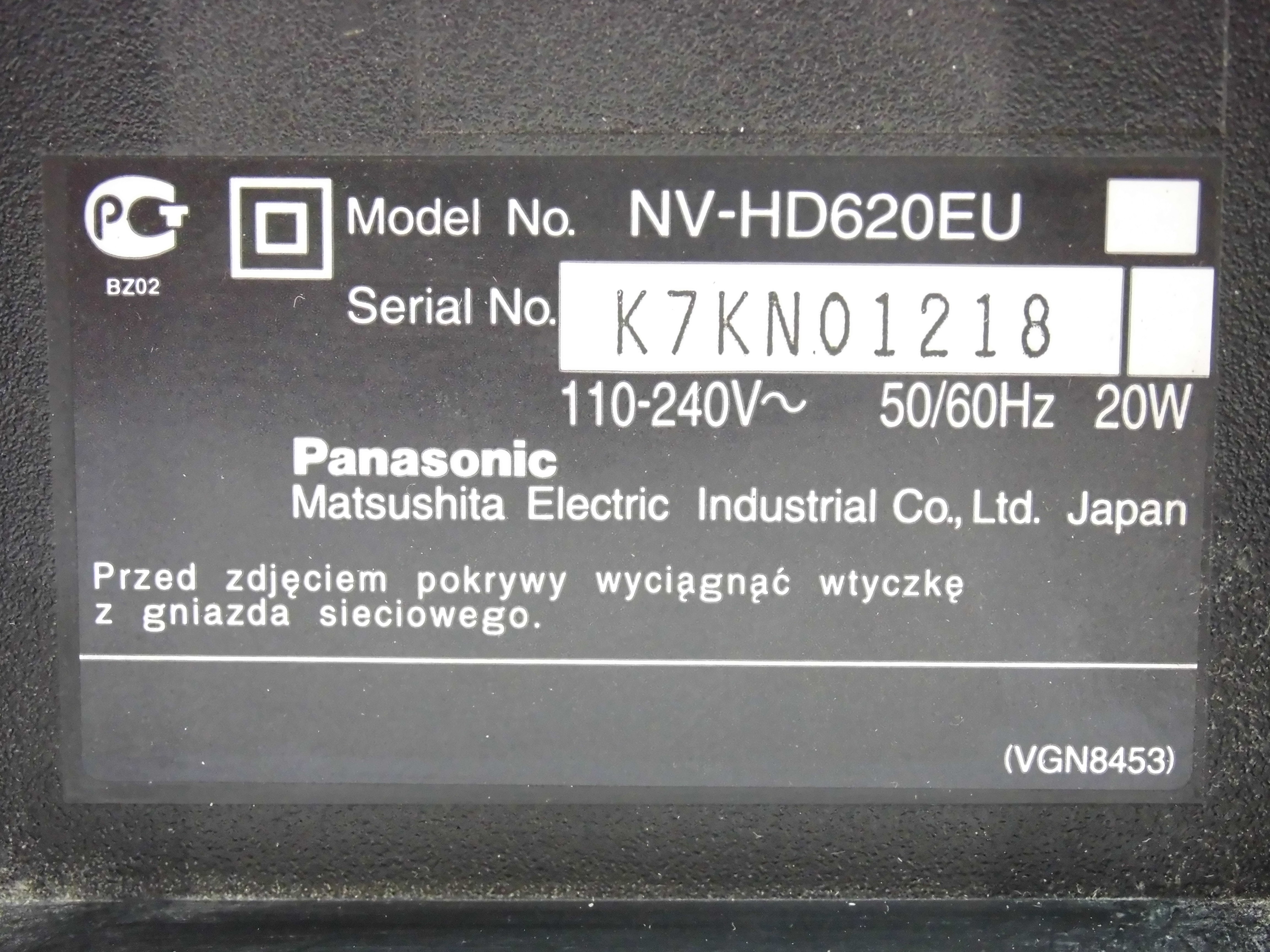 Видеомагнитофон VHS Panasonic NV-HD620 - Pic n 279404