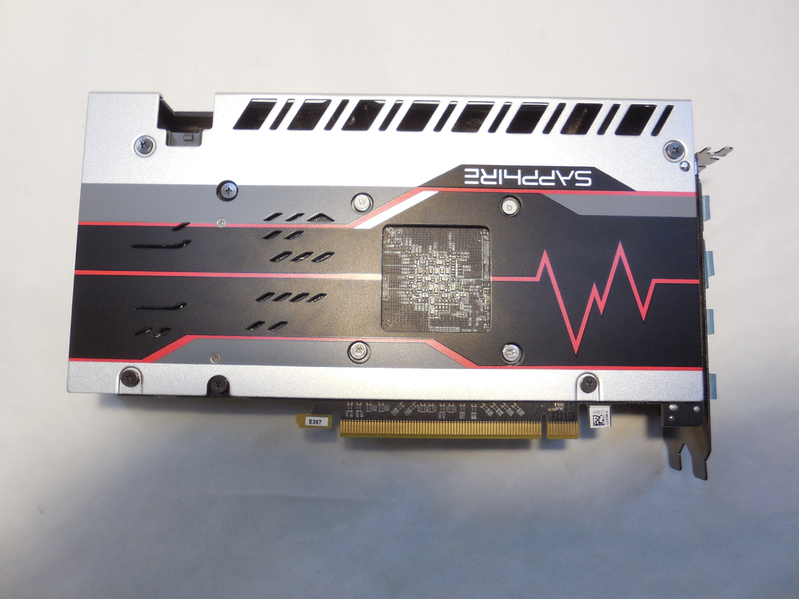 Видеокарта Sapphire Radeon Pulse RX 580 8Gb