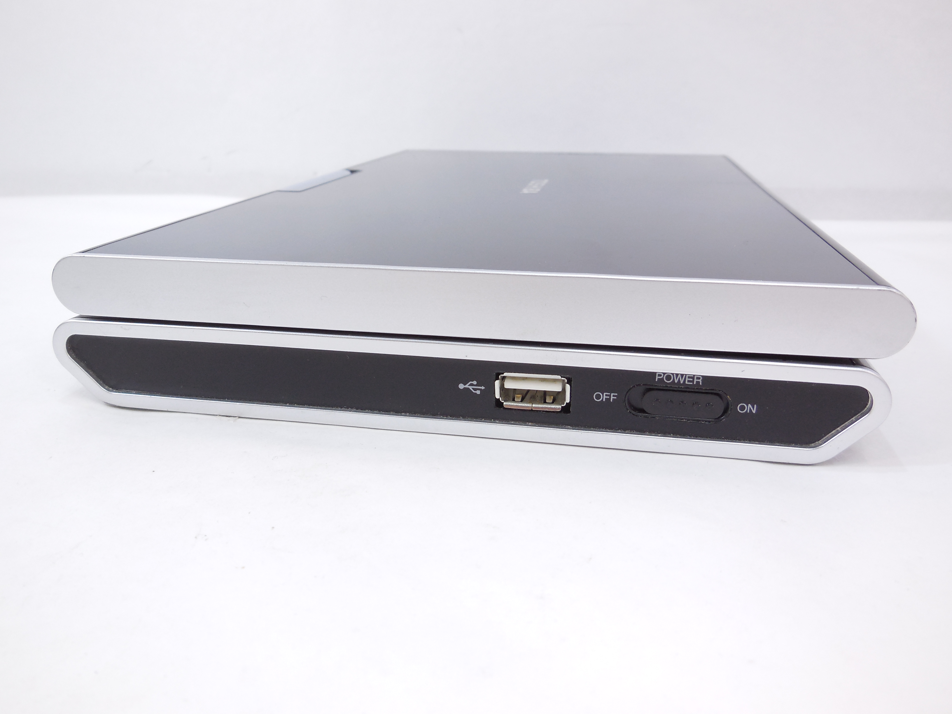 Портативный DVD плеер Toshiba SD-P91SKR, Экран 9&q - Pic n 284653