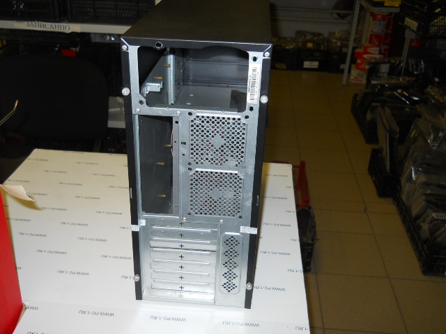 Корпус ATX Без БП MidiTower Asus TA861 /6x3,5", 4x5,25" /Front USB, Audio /Цвет: серебристо-черный /Размеры: 180 (W) x 413 (H) x 436 (D) mm /BOX