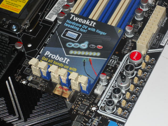 Материнская плата MB ASUS Rampage II Extreme /Socket 1366 Intel X58, 1xLGA1366, 6xDDR3 DIMM, 3xPCI-E x16, встроенный звук: HDA, 7.1, Ethernet: 2x1000 Мбит/с, форм-фактор E-ATX, eSATA /НОВЫЙ