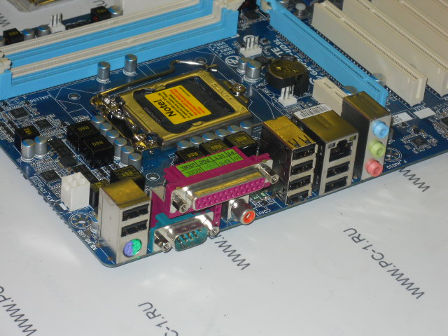 Материнская плата MB Gigabyte GA-P55-UD3L /Socket 1156 /4xPCI /2xPCI-E x16 /PCI-E x1 /4xDDR3 /8xSATA /IDE /8xUSB /Sound /LAN /COM /LPT /ATX /НОВЫЙ