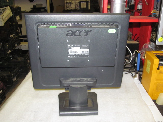 Монитор TFT 17"Acer AL1706 /1280x1024, 300 кд/м2, 500:1, 12 мс, 140°/130°, VGA