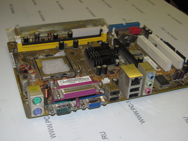 Материнская плата MB ASUS P5VD2-VM SE /Socket 775 /2xPCI /PCI-E x16 /PCI-E x1 /2xDDR2 /Sound /USB /SVGA /SATA /LAN /COM /LPT /mATX /Заглушка