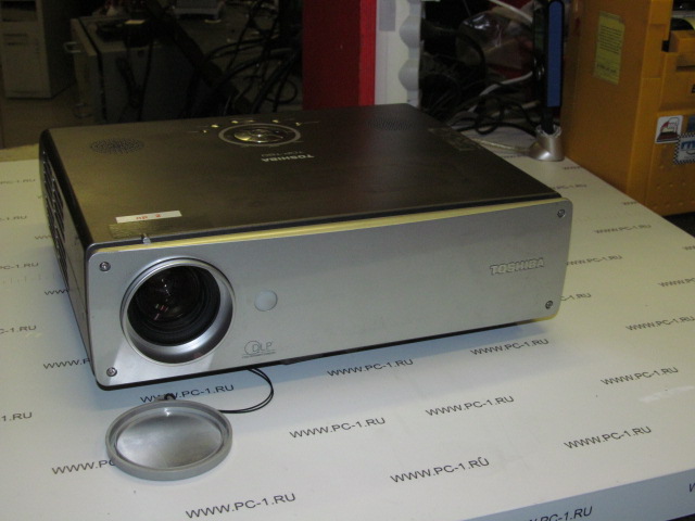 Проектор Toshiba TDP-T90 /портативный, DLP,