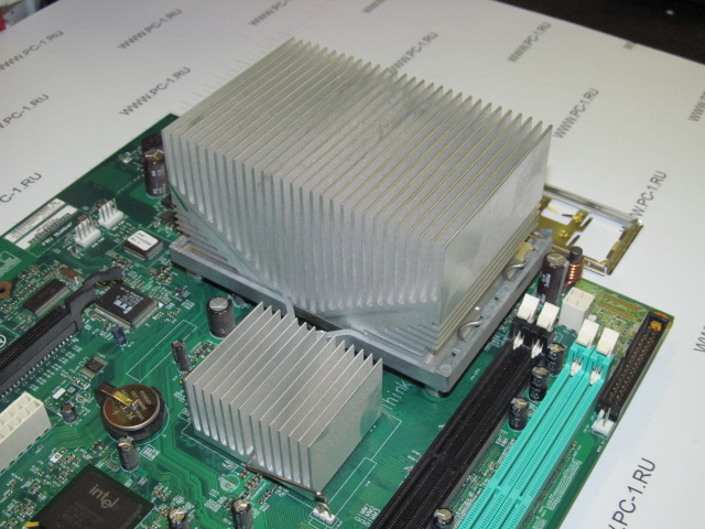 Материнская плата MB IBM PLANAR945G (FRU41X0161) /Socket 775 /2xPCI /PCI-E x1 /PCI-E x16 /4xDDR2 /2xSATA /IDE /VGA /COM /4xUSB /LPT /Sound /LAN /В комплекте с радиатором охлаждения процессора /BTX (ус