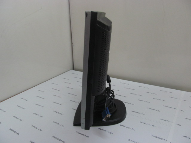 Монитор TFT 17" NEC AccuSync LCD73VM ,1280x1024, 270 кд/м2, 550:1, 8 мс, 160°/140°, стереоколонки, Встроенный VGA кабель /Сломана кнопка "Power"