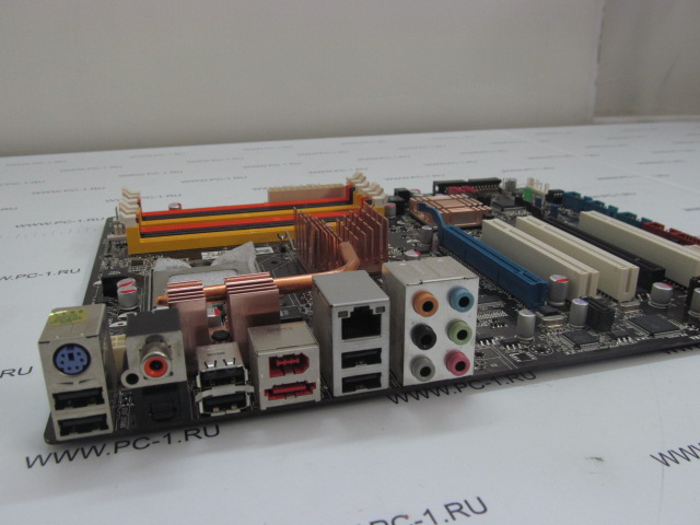 Материнская плата ASUS P5KC /Socket 775 /3xPCI /2xPCI-E x16 /PCI-E x1 /4xSATA /4xDDR2 /2xDDR3 /6xUSB /e-SATA /1394 /Sound /LAN /SPDIF /ATX /BOX