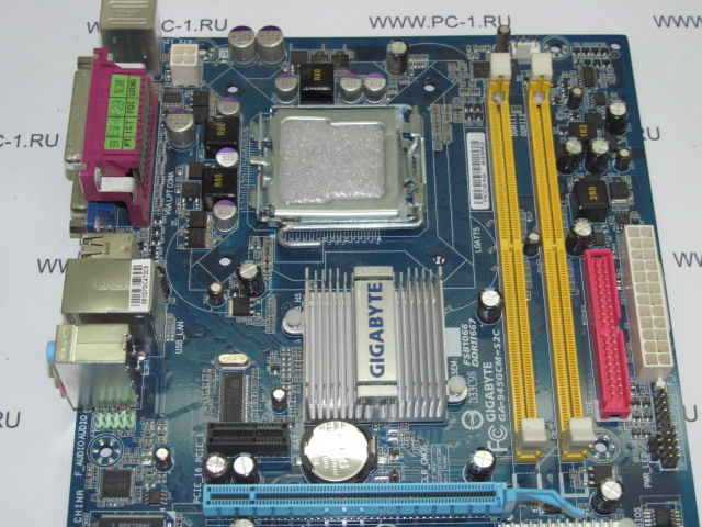Материнская плата MB Gigabyte GA-945GCM-S2C /Socket 775 /3xPCI /PCI-E x16 /2xDDR2 DIMM /SATA /Sound /SVGA /4xUSB /LAN /LPT /COM /mATX