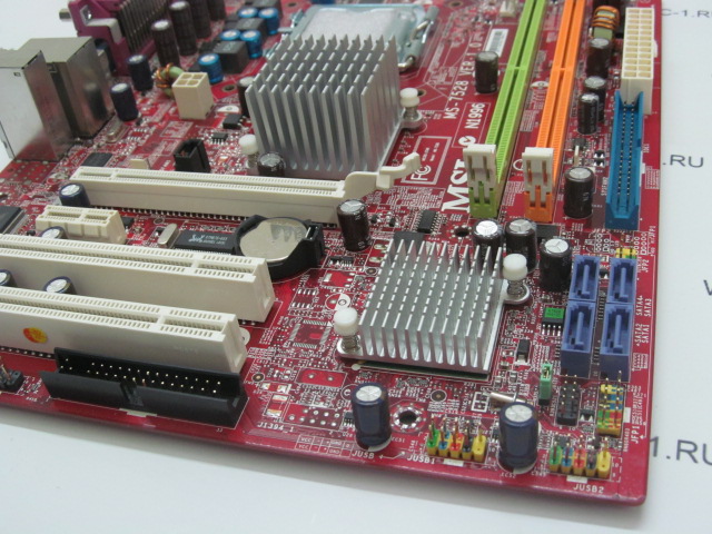Материнская плата MB MSI G31M3 (MS-7528) /Socket 775 /2xPCI /PCI-E x16 /PCI-E x1 /2xDDR2 /4xSATA /Sound /SVGA /4xUSB /LPT /COM /LAN /mATX /Заглушка