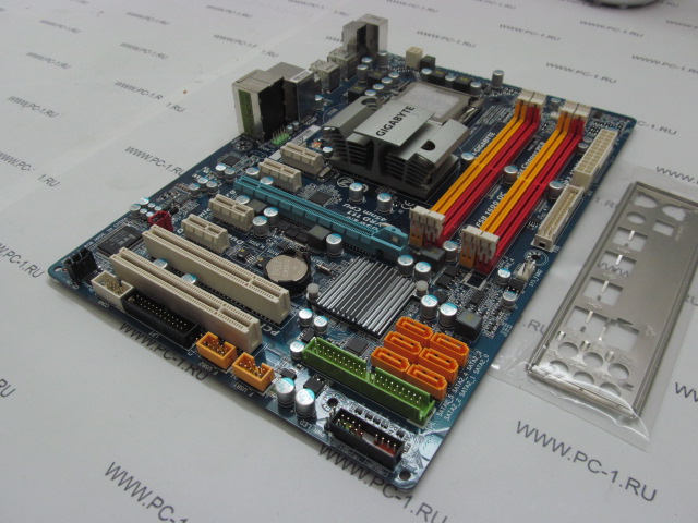Материнская плата MB Gigabyte GA-EP43-UD3L /Socket 775 /2xPCI /PCI-E x16 /4xPCI-E x1 /4xDDR2 /6xSATA /Sound /8xUSB /LAN /S/PDIF /ATX /Заглушка