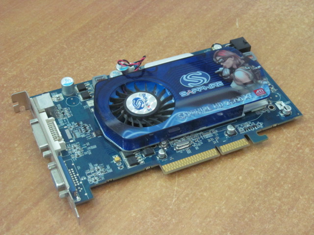 Видеокарта 2600 xt. Sapphire Radeon HD 2600 XT. Radeon HD 2600 XT AGP,. ATI Sapphire HD 2600 XT. Видеокарта сапфир 2600хт.