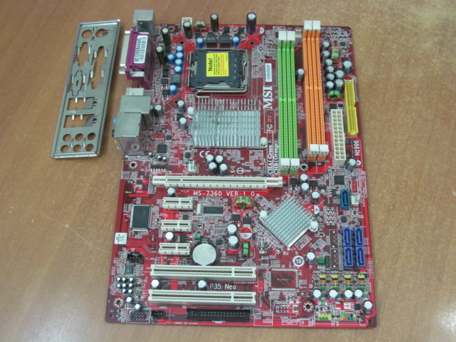 Материнская плата MB MSI P35 Neo-F (MS-7360) /S775 /2xPCI /PCI-E x16 /3xPCI-E x1 /5xSATA /4xDDRII /4xUSB /LPT /COM /Sound /LAN /ATX /заглушка