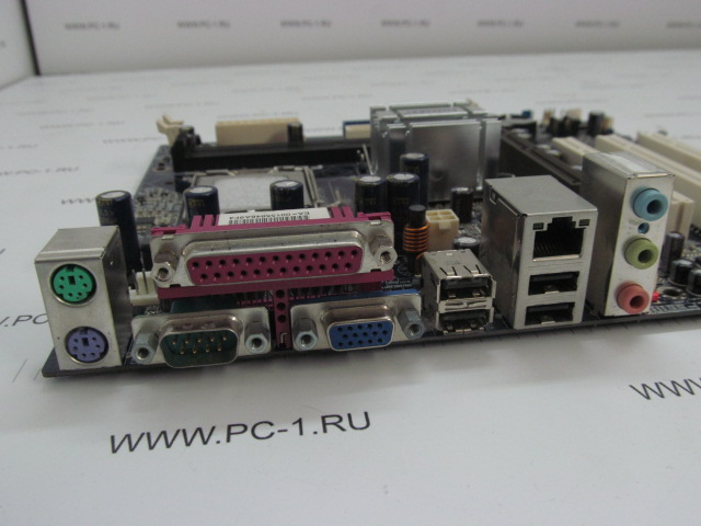 Материнская плата MB Foxconn 661FX7MJ-RSH /Socket 775 /3xPCI /AGP /2xDDR /2xSATA /Sound /VGA /4xUSB /LAN /LPT /COM /mATX /Заглушка