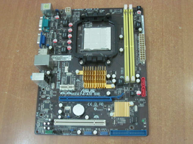 Материнская плата MB ASUS M2A74-AM SE /Socket AM2, AM2+ /PCI /PCI-E x16 /PCI-E x1 /2xDDR2 /2xSATA /Sound /4xUSB /LAN /SVGA /COM /mATX