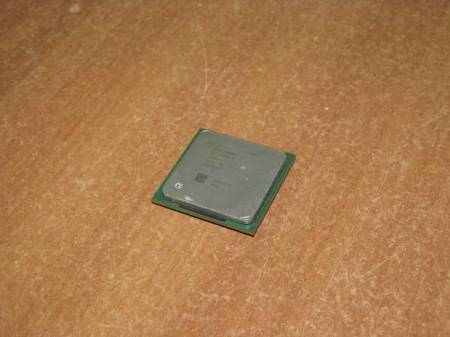 Процессор Socket 478 Intel Celeron D 2.8GHz /533FSB /256k /SL7C7