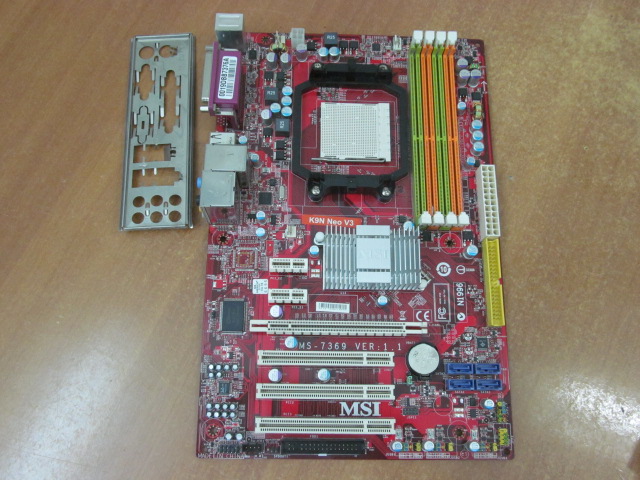 Материнская плата MB MSI K9N Neo V3 (MS-7369) Socket AM2 /3xPCI /PCI-E 16x /2xPCI-E 1x /4xDDR2 /COM /4xUSB /4xSATA /LAN /Sound /LPT /ATX /Заглушка