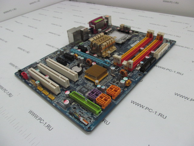 Материнская плата MB Gigabyte GA-965G-DS3 /Socket 775 /3xPCI /PCI-E x16 /3xPCI-E x1 /4xDDR2 /6xSATA /Sound /LPT /4xUSB /SPDIF /VGA /LAN /ATX /Заглушка