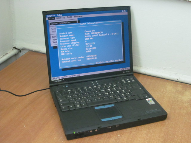 Ноутбук compaq фото