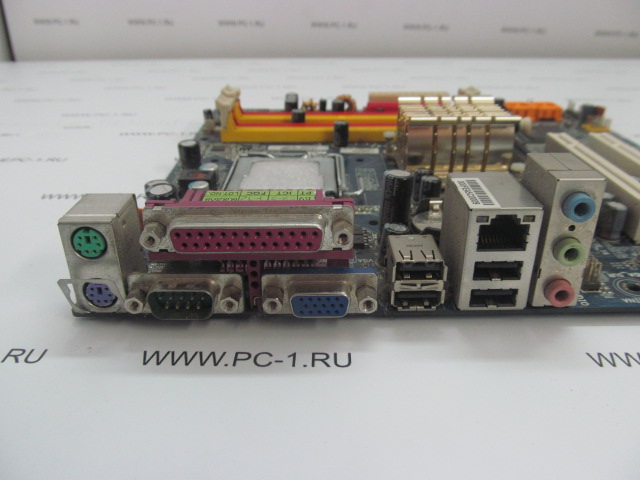 Материнская плата MB Gigabyte GA-945GM-S2 /Socket 775 /2xPCI /PCI-E x16 /PCI-E x1 /4xDDR2 /4xSATA /Sound /VGA /4xUSB /LAN /LPT /COM /mATX /Заглушка