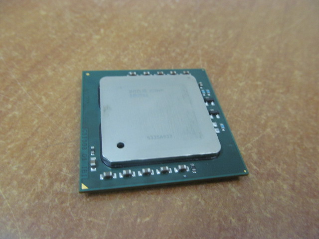 Процессор Socket 604 Intel XEON 3066DP (3.06GHz) /512k /533FSB /1.525V /SL6VP