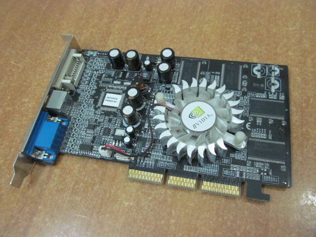 Видеокарта Agp Nvidia Geforce Fx5600 128mb Ddr