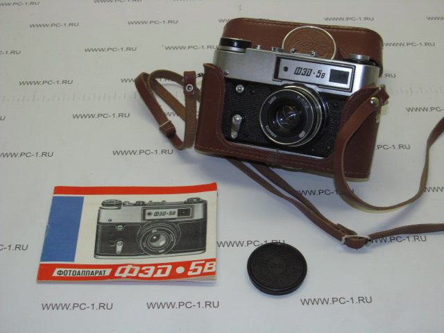 Пленочный фотоаппарат ФЭД-5в /Объектив Индустар-61 ЛД (2.8 / 53 мм) /Чехол для переноски /BOX